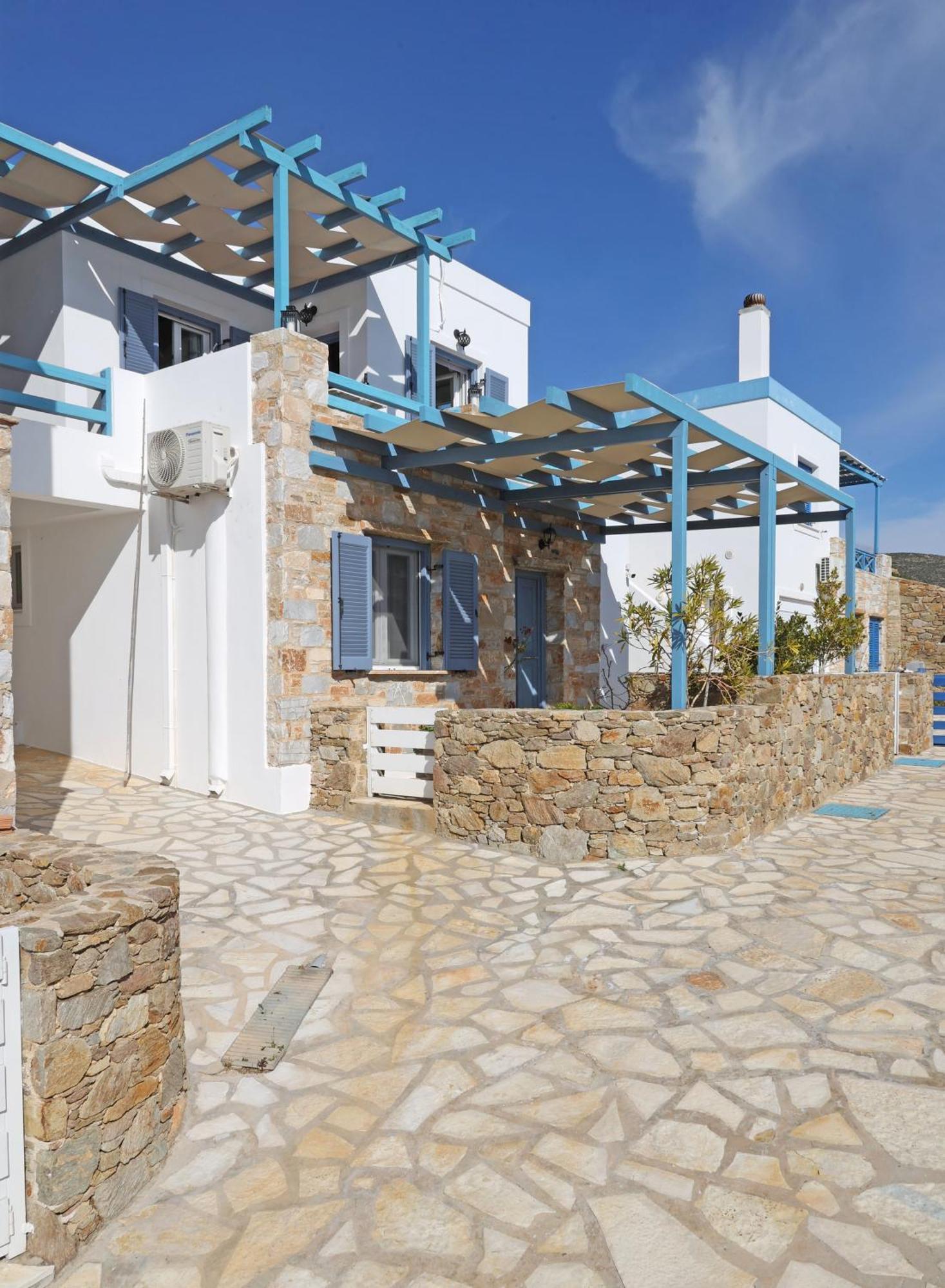 Ebatis Guesthouse Vári Exteriör bild